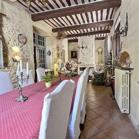 Chez Lydia - Osez La Vie De Chateau ! Pont Du Gard, Uzes Ремулін Екстер'єр фото