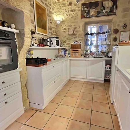 Chez Lydia - Osez La Vie De Chateau ! Pont Du Gard, Uzes Ремулін Екстер'єр фото