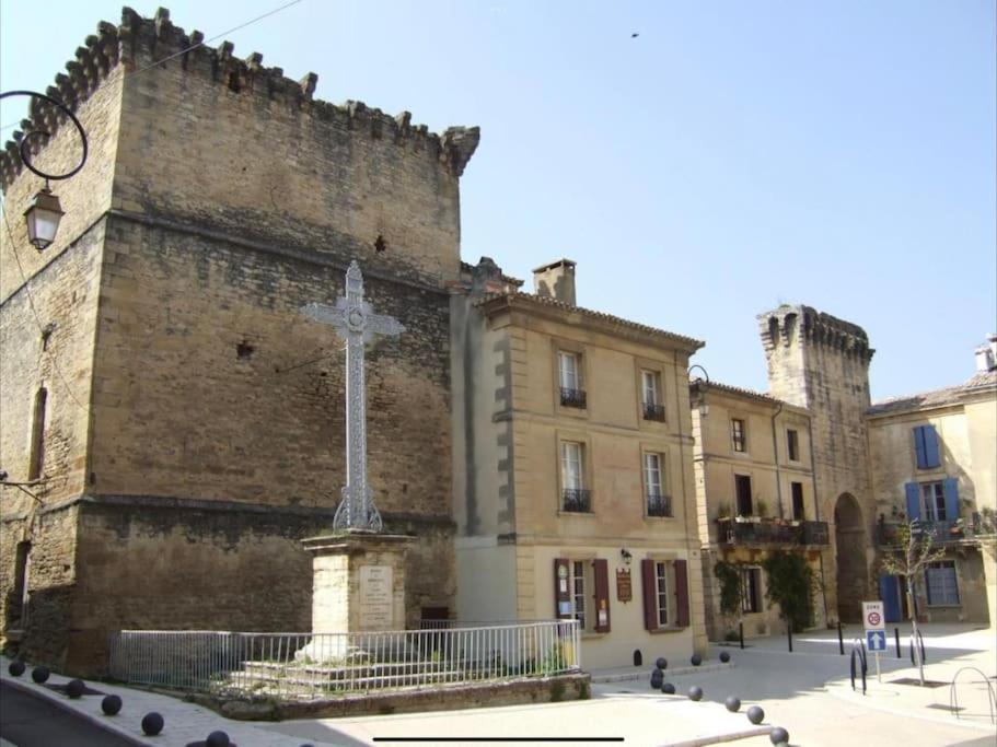 Chez Lydia - Osez La Vie De Chateau ! Pont Du Gard, Uzes Ремулін Екстер'єр фото