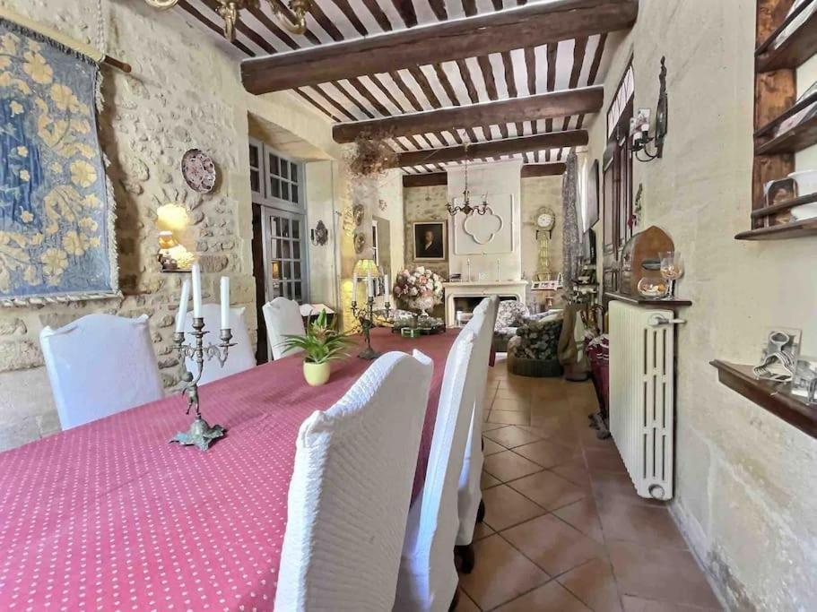 Chez Lydia - Osez La Vie De Chateau ! Pont Du Gard, Uzes Ремулін Екстер'єр фото