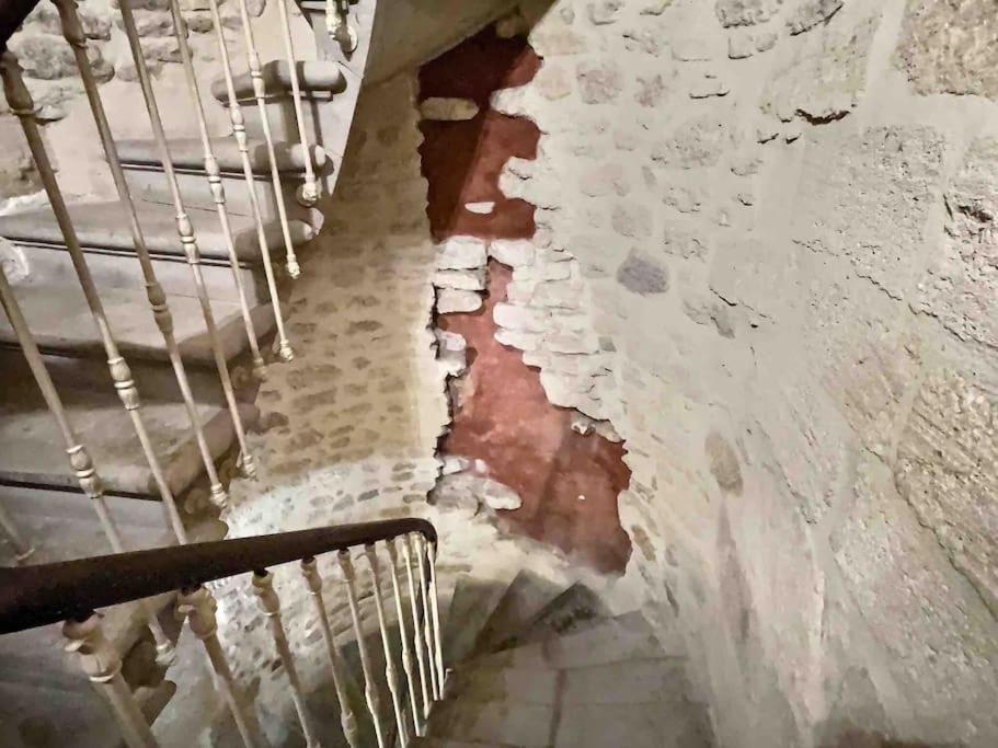 Chez Lydia - Osez La Vie De Chateau ! Pont Du Gard, Uzes Ремулін Екстер'єр фото